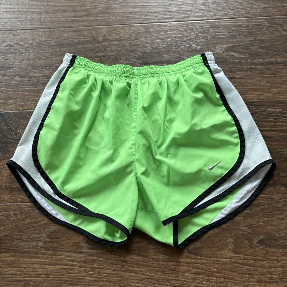 Nike Dri-FIT Women's Small Athletic Shorts Drawstring Quick Dry 3 in Inseam